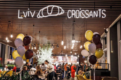LVIV CROISSANTS запрошує на посаду сендвіч-мейкера та кухаря, Київ